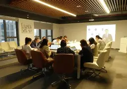 九游娱乐网站-包含巴塞罗那内部会议纪要流出：转会期强势反弹，CBA季后赛使命明确，临场指挥获称赞的词条