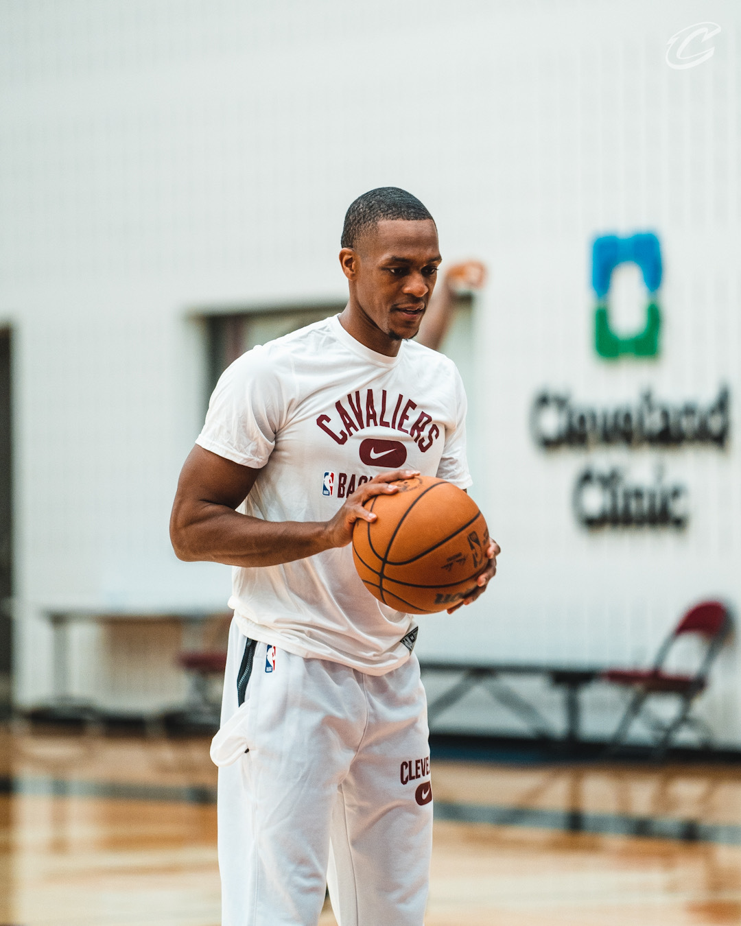 九游娱乐登录-包含勒沃库森训练开放日，赛前主帅复盘引欢呼，NBA常规赛在即，轮换策略成焦点的词条